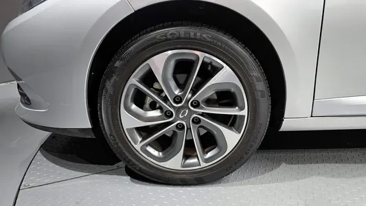 Renault Korea SM3 LE 2014 5