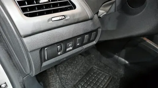 Renault Korea SM3 LE 2014 16