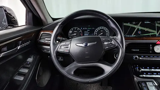 Genesis EQ900 5.0 GDI AWD 2016 13