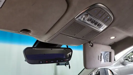 Genesis EQ900 5.0 GDI AWD 2016 18