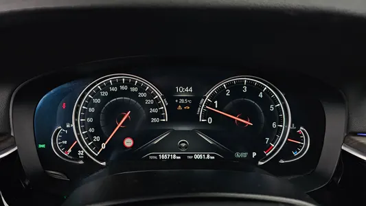 BMW 6 Series GT (G32) 640i xDrive 2018 8