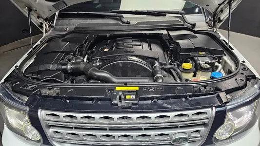 Land Rover 4 3.0 SDV6 HSE 2014 6