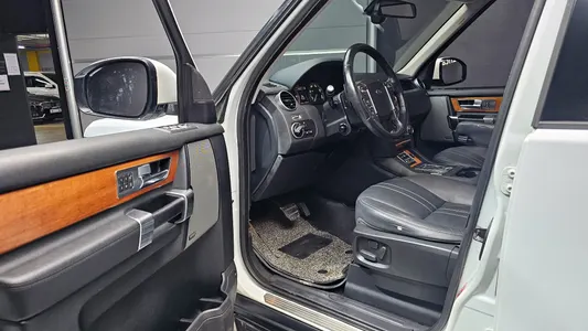 Land Rover 4 3.0 SDV6 HSE 2014 11