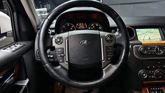 Land Rover 4 3.0 SDV6 HSE 2014 13