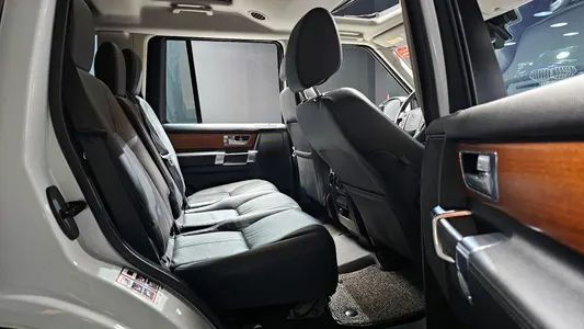 Land Rover 4 3.0 SDV6 HSE 2014 14