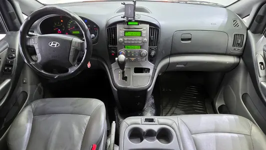 Hyundai Grand Starex 12 2013 7