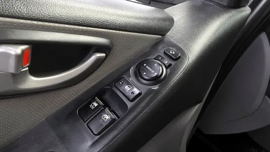 Hyundai Grand Starex 12 2013 18