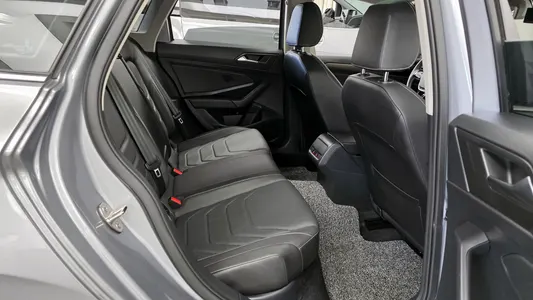 Volkswagen 7 1.4 TSI 2021 12
