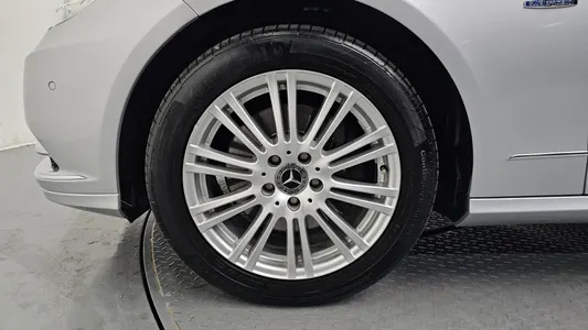 Mercedes-Benz E-Class W212 E300 2012 5