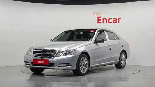 Mercedes-Benz E-Class W212 E300 2012