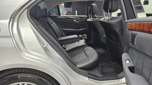 Mercedes-Benz E-Class W212 E300 2012 12