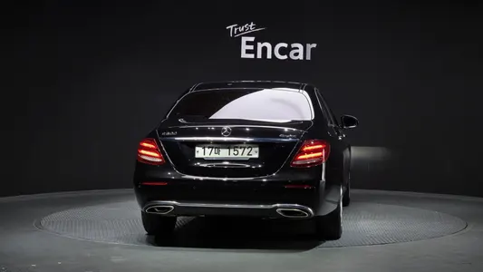 Mercedes-Benz E-Class W213 E200 2017 4