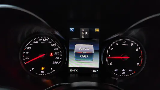 Mercedes-Benz C-Class W205 C200 2017 8