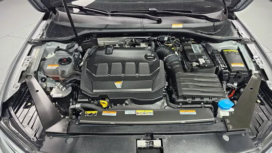 Volkswagen GT(B8) 2.0 TDI 2022 6