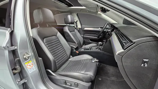 Volkswagen GT(B8) 2.0 TDI 2022 10