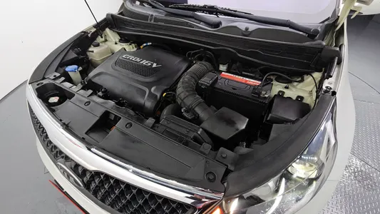 Kia R 4WD 2013 6