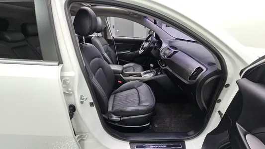 Kia R 4WD 2013 12