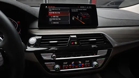 BMW 6 Series GT (G32) 620d 2020 15