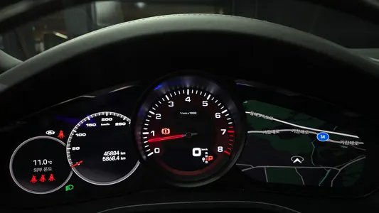 Porsche (PO536) 3.0 2022 8