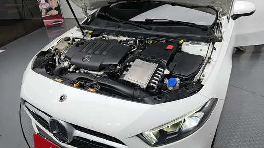 Mercedes-Benz A-Class W177 A200d 2021 6