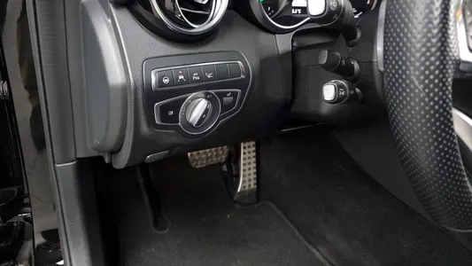 Mercedes-Benz C-Class W205 C350e 2018 18