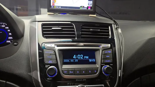 Hyundai () 1.6 VGT 2015 14