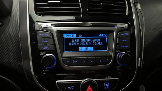 Hyundai () 1.6 VGT 2015 15
