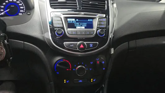 Hyundai () 1.6 VGT 2015 16