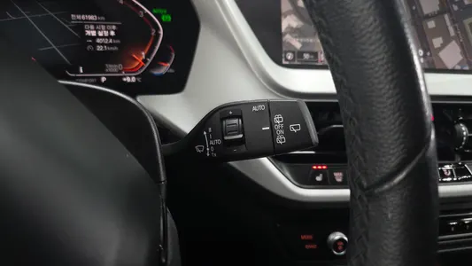 BMW 1 Series (F40) 118d 2020 19