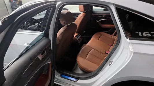 Audi A6 (C8) 40 TDI 2020 11