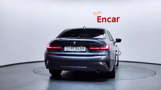 BMW 3 Series (G20) 320i M 2020 4