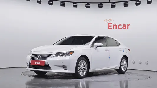 Lexus ES300h 2014