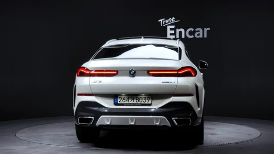 BMW X6 (G06) xDrive40i M 2022 4