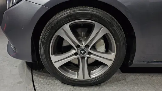 Mercedes-Benz E-Class W213 E300 2018 5