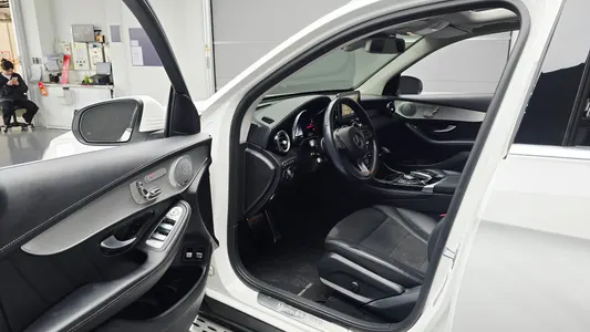 Mercedes-Benz GLC-Class X253 GLC350e 4MATIC AMG Line 2018 10
