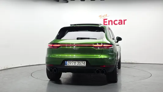 Porsche 마칸 2.0 2021 4