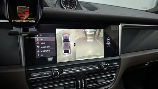 Porsche 마칸 2.0 2021 14