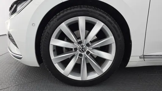 Volkswagen 아테온 2.0 TDI 2022 5