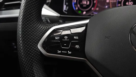 Volkswagen 아테온 2.0 TDI 2022 18