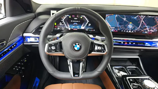 BMW 7 Series (G70) 740i xDrive M 2025 14