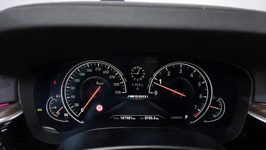 BMW 5 Series (G30) 530i xDrive M 2017 8