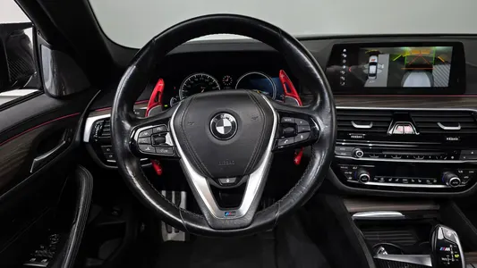 BMW 5 Series (G30) 530i xDrive M 2017 12