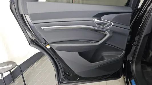 Audi e- 50 2021 25