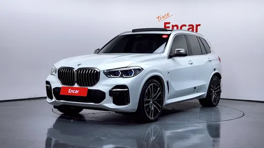 BMW X5 (G05) M50i 2022