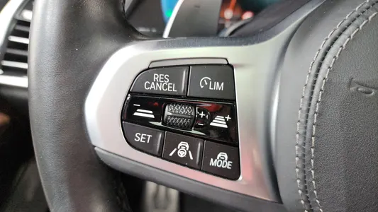 BMW X5 (G05) M50i 2022 15