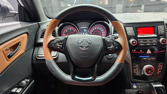 KG Mobility 티볼리 아머 2WD 2018 13