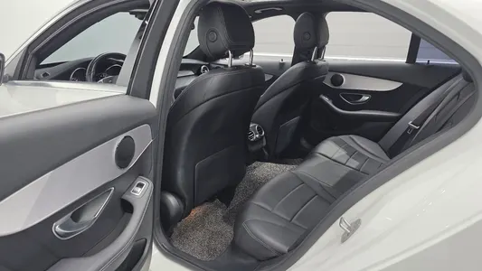 Mercedes-Benz C-Class W205 C350e 2018 26