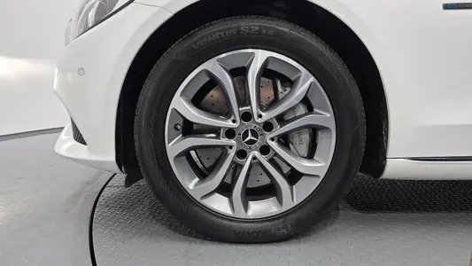 Mercedes-Benz C-Class W205 C350e 2018 21