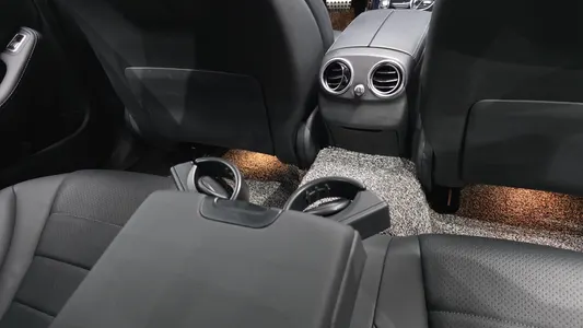 Mercedes-Benz C-Class W205 C350e 2018 30