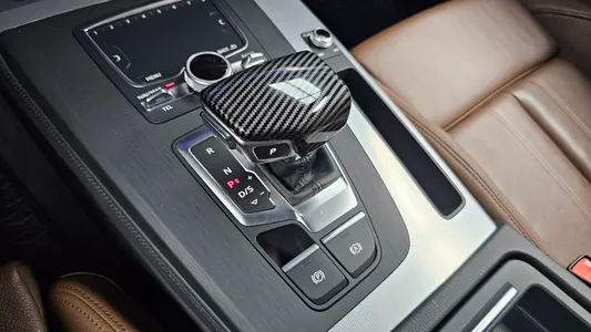 Audi Q5 (FY) 50 TDI 2020 9